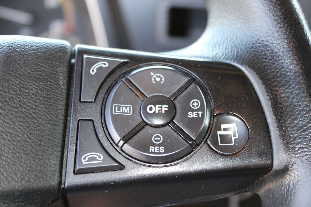 Mercedes-Benz Actros 1845